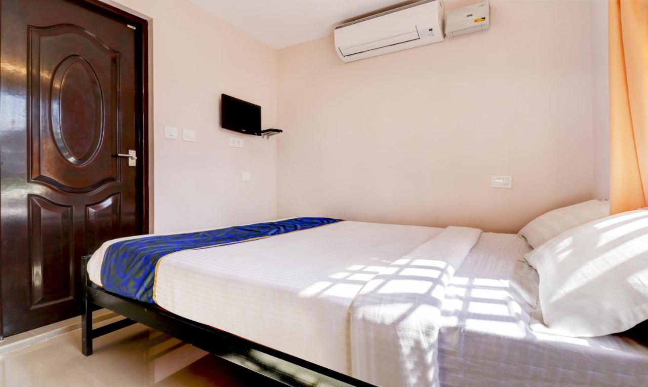 Hotel Tri-Star Presidency Cochin Kochi Exterior foto