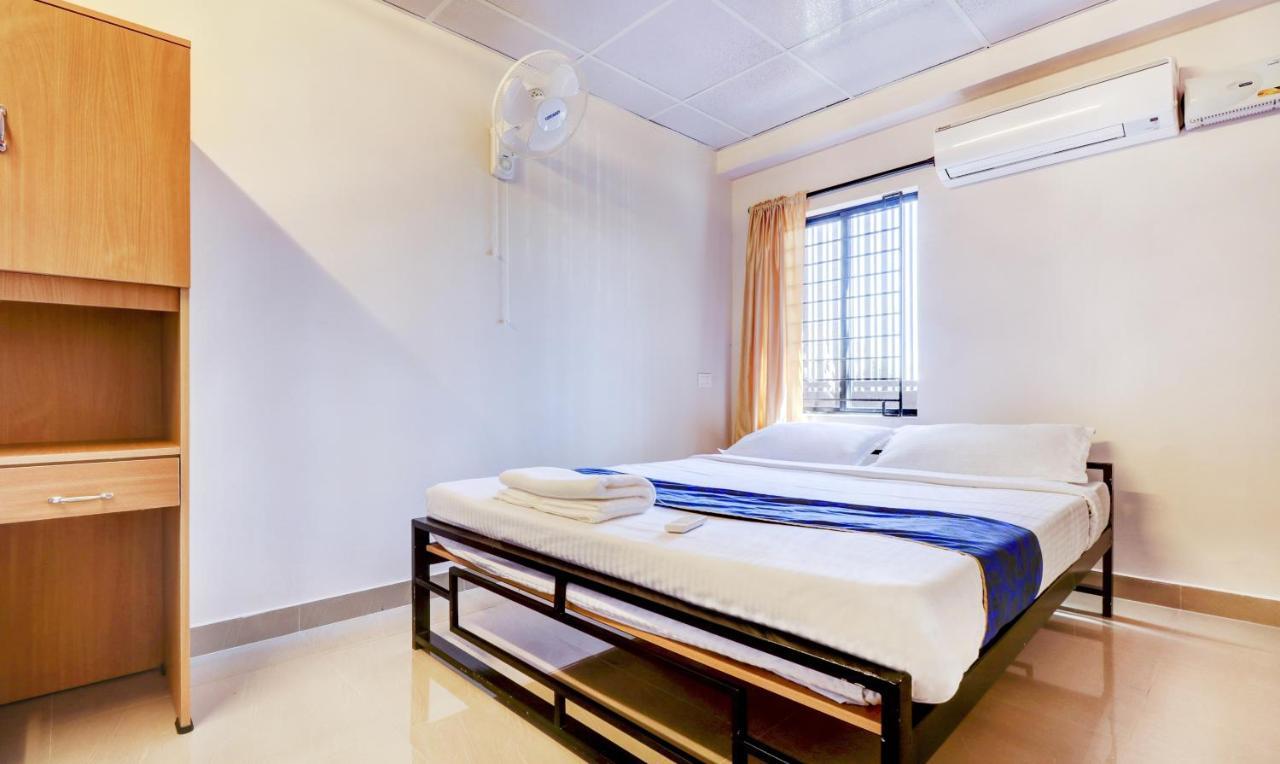 Hotel Tri-Star Presidency Cochin Kochi Exterior foto